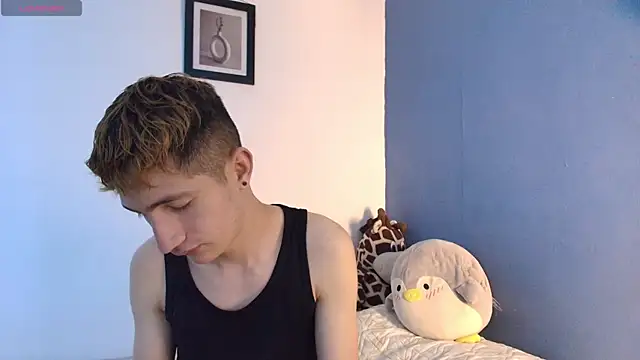 Snapshot of Erick_Taylor3 chatting on 18, 6, 2026 Erick Taylor3 online show from 18, 6, 2026
