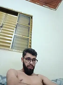 Snapshot of FerrariniHott chatting on 25, 11, 2025 FerrariniHott online show from 25, 11, 2025