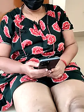 Snapshot of tamilammu1431 chatting on 23, 4, 2026 tamilammu1431 online show from 23, 4, 2026