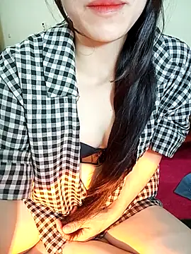 Cherry Le02 online show from 13, 11, 2025