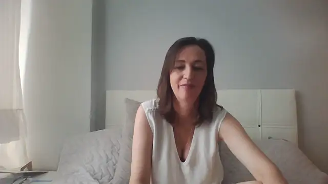 Snapshot of ArianaStarr chatting on 2, 6, 2026 ArianaStarr online show from 2, 6, 2026