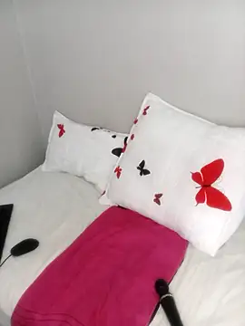 CocoCaramel-X online show from 20, 12, 2025