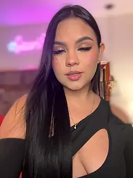 amber white15 online show from 9, 11, 2025