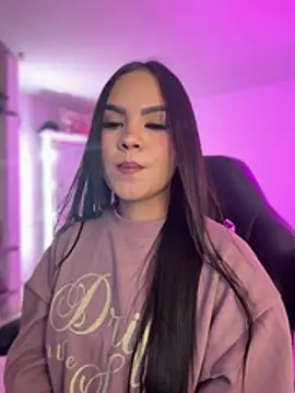 amber white15 online show from 11, 1, 2026