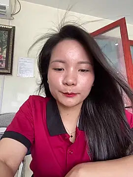 Snapshot of Bee_Yellow00 chatting on 15, 6, 2026 Bee Yellow00 online show from 15, 6, 2026