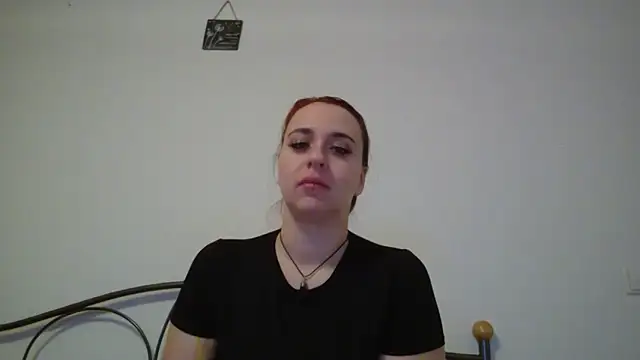 Latexaddictx  online show from 9, 11, 2025