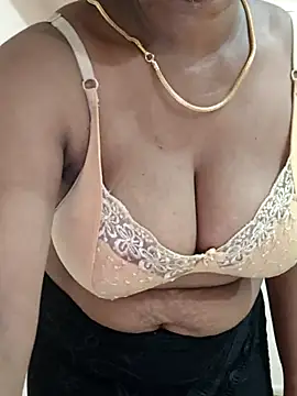 Snapshot of sivashree chatting on 28, 4, 2026 sivashree online show from 28, 4, 2026