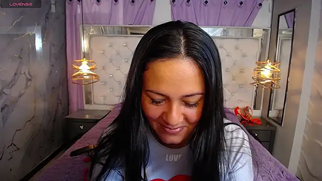 Melissa-roberts online show from 21, 11, 2025