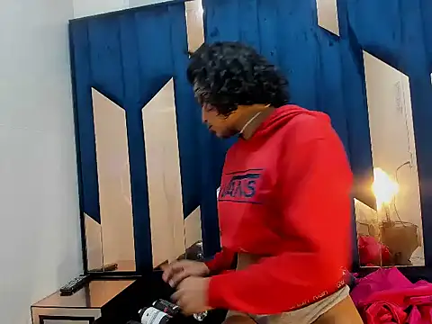 Snapshot of IromyRusseRs chatting on 11, 11, 2025 IromyRusseRs online show from 11, 11, 2025