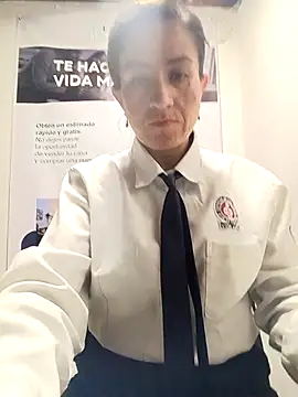 Snapshot of Valentina--1 chatting on 23, 4, 2026 Valentina--1 online show from 23, 4, 2026