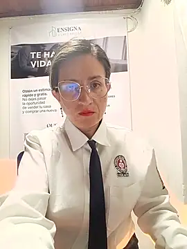 Snapshot of Valentina--1 chatting on 21, 5, 2026 Valentina--1 online show from 21, 5, 2026