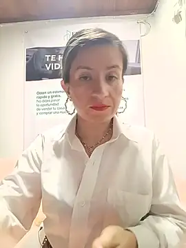 Snapshot of Valentina--1 chatting on 27, 5, 2026 Valentina--1 online show from 27, 5, 2026