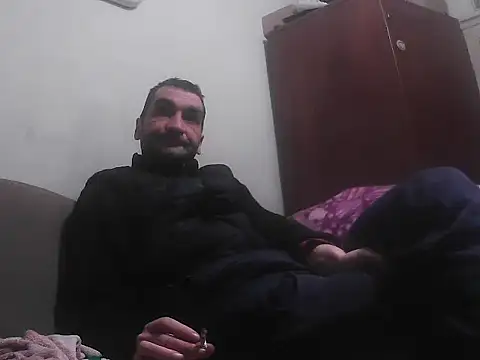 Snapshot of alin42xx chatting on 19, 11, 2025 alin42xx online show from 19, 11, 2025