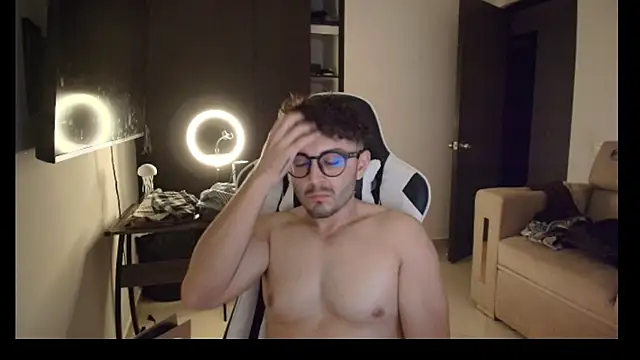 lionandreough online show from 24, 10, 2025