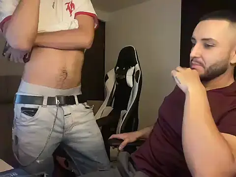 lionandreough online show from 4, 11, 2025