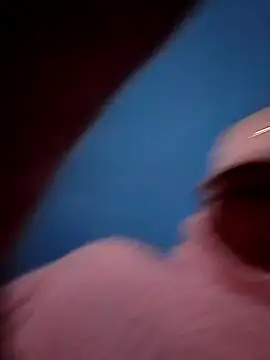 Snapshot of Ojitosbrrr chatting on 17, 11, 2025 Ojitosbrrr online show from 17, 11, 2025