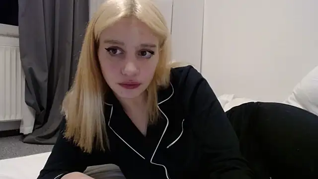 bellefleurrr online show from 15, 12, 2025