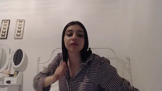 bellefleurrr online show from 6, 4, 2026