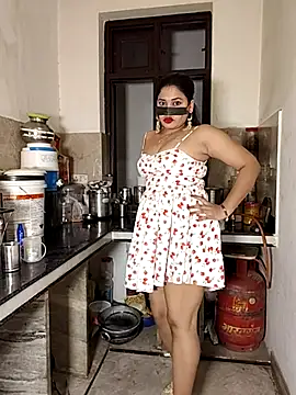 Heena-143 online show from 10, 4, 2026