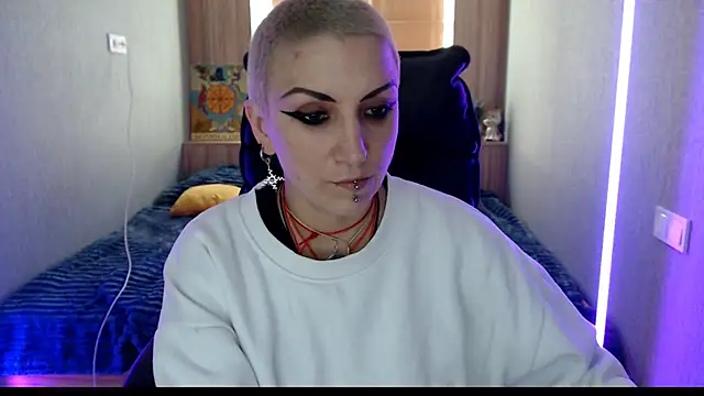 Snapshot of Sweet-n-Strong chatting on 7, 5, 2026 Sweet-n-Strong online show from 7, 5, 2026