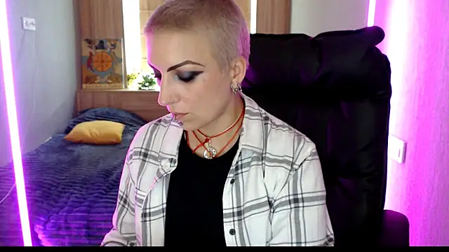 Snapshot of Sweet-n-Strong chatting on 26, 5, 2026 Sweet-n-Strong online show from 26, 5, 2026
