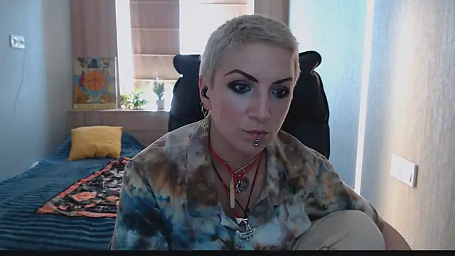 Snapshot of Sweet-n-Strong chatting on 11, 6, 2026 Sweet-n-Strong online show from 11, 6, 2026