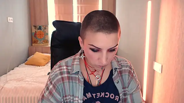 Snapshot of Sweet-n-Strong chatting on 17, 7, 2026 Sweet-n-Strong online show from 17, 7, 2026