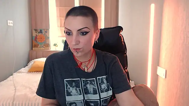 Snapshot of Sweet-n-Strong chatting on 27, 7, 2026 Sweet-n-Strong online show from 27, 7, 2026