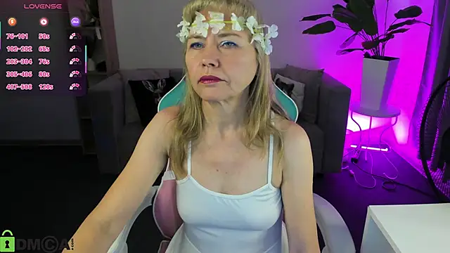 Carla Vogue online show from 23, 2, 2026