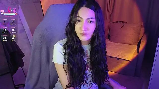 Mulan Lo online show from 14, 12, 2025