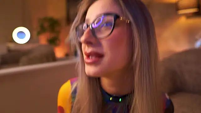 MaddieBryggs online show from 20, 3, 2026