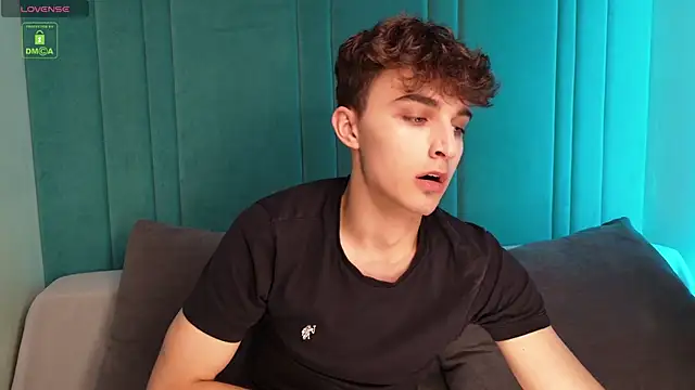 Snapshot of Richard_steele_hot chatting on 4, 7, 2026 Richard steele hot online show from 4, 7, 2026