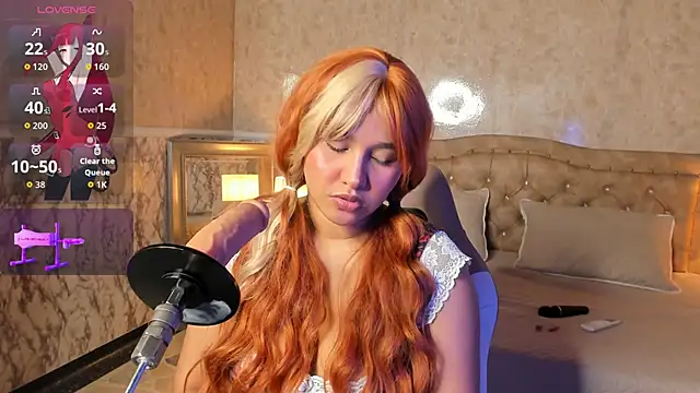 WhitneySweet online show from 4, 11, 2025