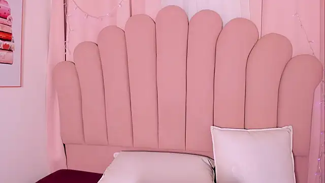 Snapshot of AlyssaVelascuria chatting on 26, 10, 2025 AlyssaVelascuria online show from 26, 10, 2025