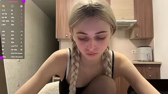 AidaGloshen online show from 18, 5, 2026