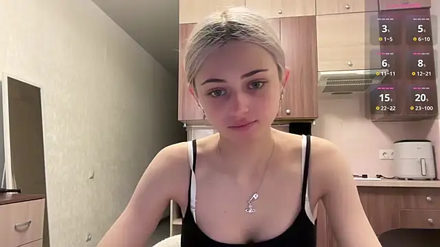 Snapshot of AidaGloshen chatting on 10, 7, 2026 AidaGloshen online show from 10, 7, 2026