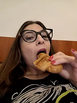 sweetbabygirlforyou online show from 8, 1, 2026