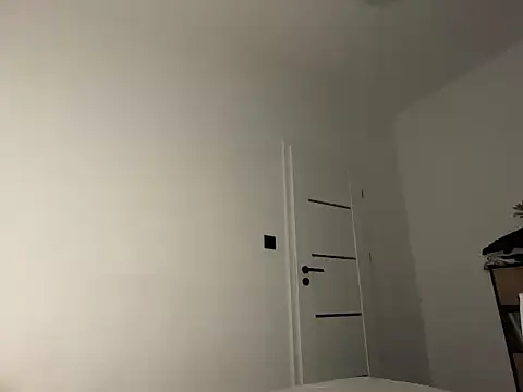 BrunoTwinkXXL online show from 13, 1, 2026