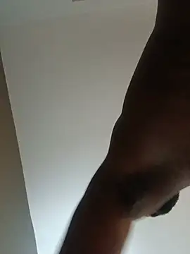 EggplantMonster4 online show from 17, 7, 2026