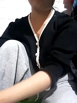 Snapshot of Phoena-a chatting on 6, 3, 2026 Phoena-a online show from 6, 3, 2026