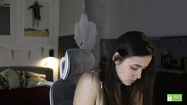 Snapshot of amelie_shine chatting on 1, 11, 2025 amelie shine online show from 1, 11, 2025