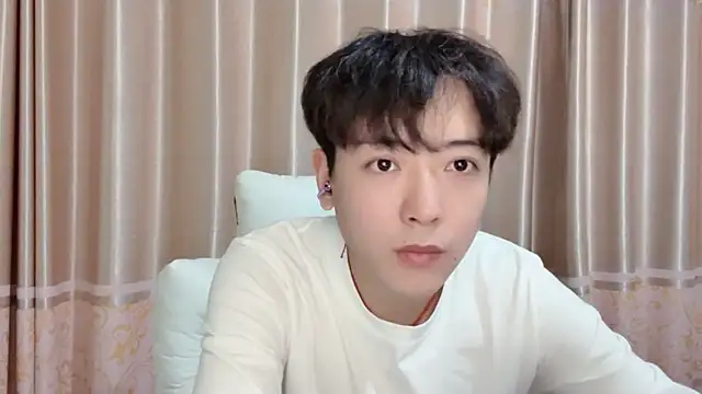 xiaoxiao1025 online show from 31, 10, 2025