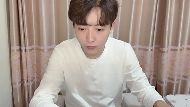 xiaoxiao1025 online show from 2, 11, 2025