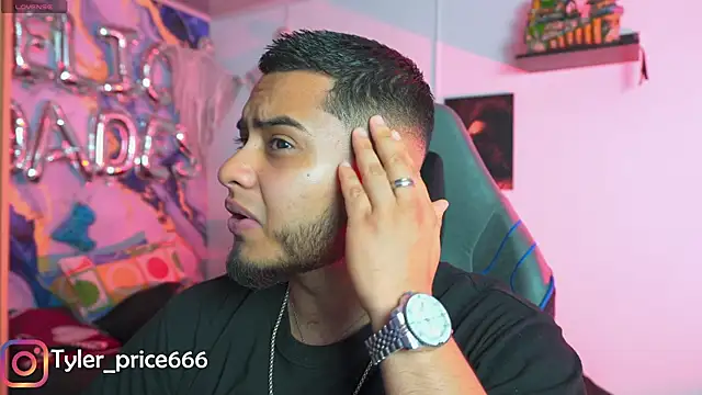 Tiler wolker online show from 7, 1, 2026