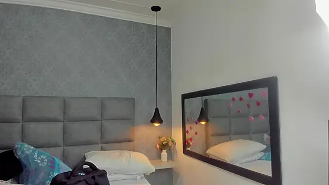 Luna Bella3 online show from 23, 2, 2026