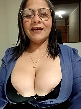 Angie milf50 online show from 8, 11, 2025