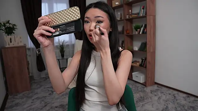 OnieClose online show from 3, 12, 2025