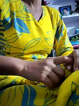 Hot-Rubyy online show from 17, 4, 2026