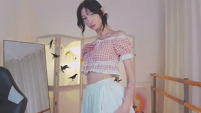 Snapshot of X_xxrayna chatting on 30, 10, 2025 X xxrayna online show from 30, 10, 2025