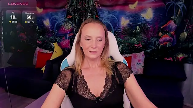 ScarlettPalmer online show from 25, 2, 2026